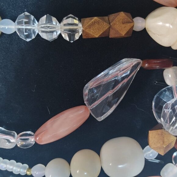 Set 3 Vintage Faux Stone Lucite Beaded Necklaces Earrings Gold Tone Multi Strand - Picture 10 of 10